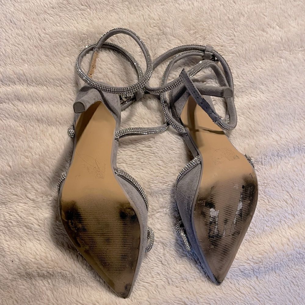 Gray sparkle bow heels - Picture 4 of 4
